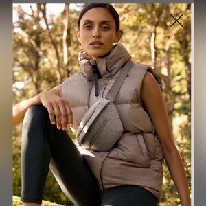 QUINCE Responsible Down Puffer Vest w Hoodie $198.00 Color: Stone Taupe